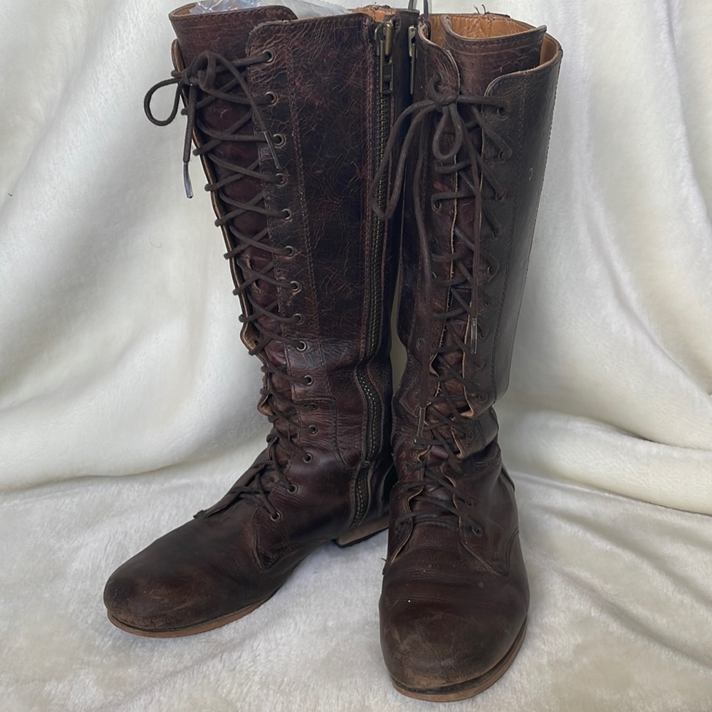 Fluevog Radio KCRW size 6